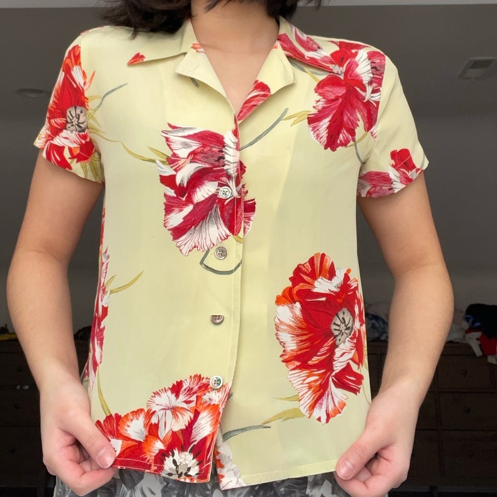Vintage Ellen Tracy Petite 4 Button Up Yellow Red Shirt